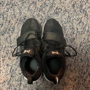 Nike Paul George 2.5 Black And White